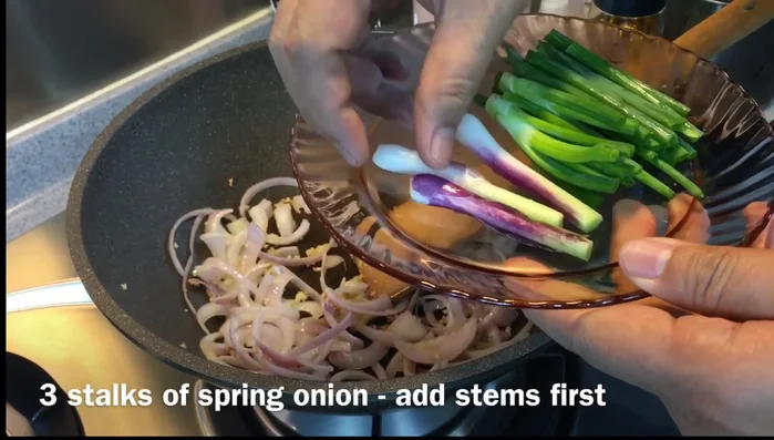 Add scallions.