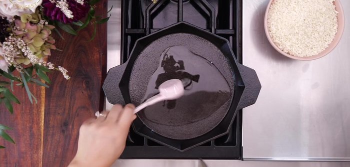 Toast panko: Heat cooking oil in a skillet and toast the panko breadcrumbs until golden brown.