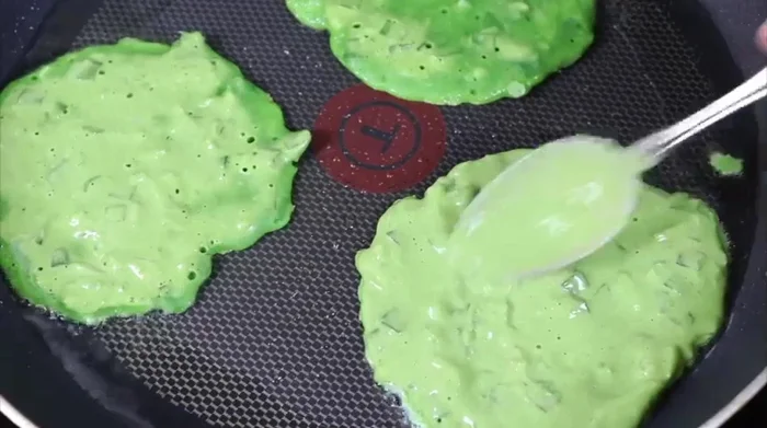 Fry for about 2 minutes per side on medium heat, adding more oil if needed, until golden brown. [178.94]