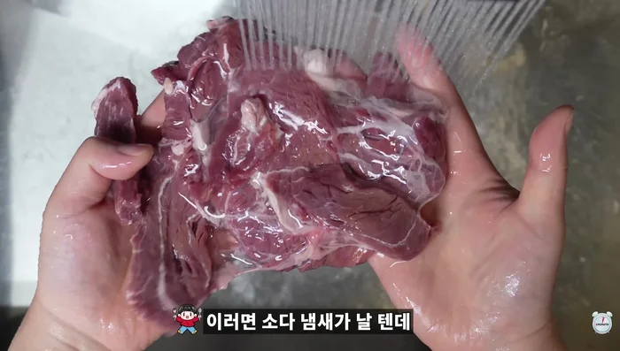 Season the meat generously with salt, pepper, and minced garlic. Mix well.