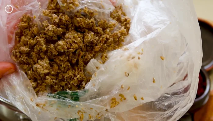 Discard the used sprouted barley malt residue.