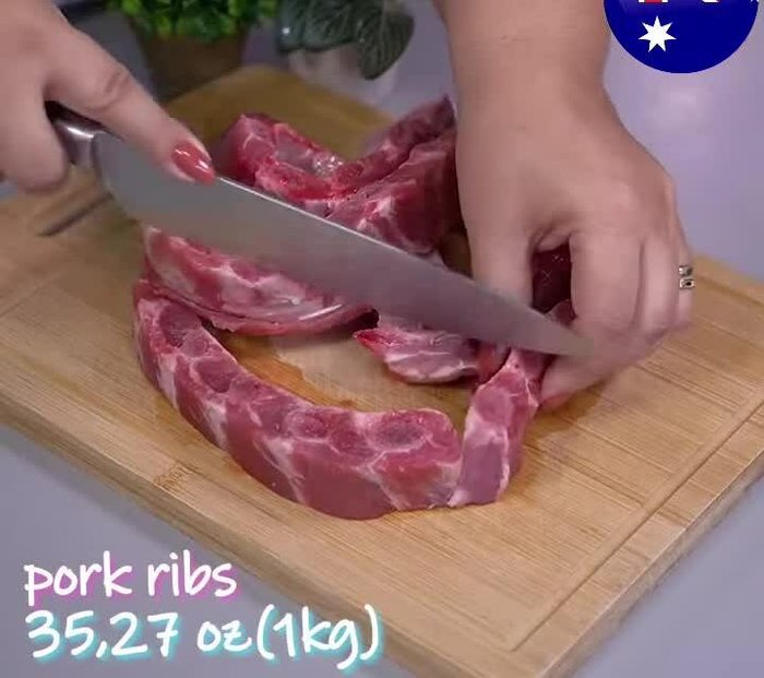 Cut the pork ribs into smaller pieces.