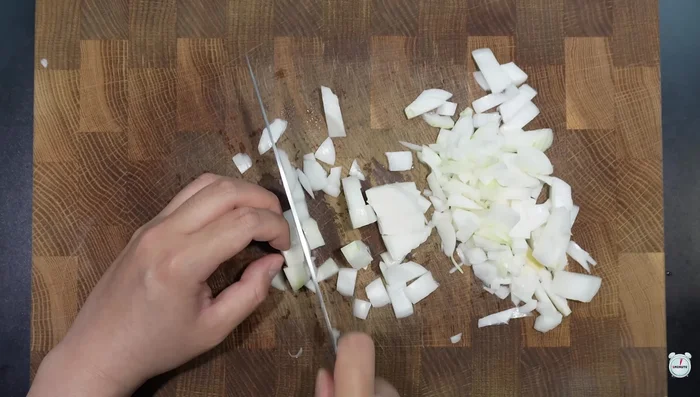 Add chopped onions and celery (if available).