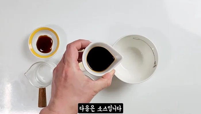 Prepare the sauce: Mix soy sauce, mirin, sugar, oyster sauce, and water.