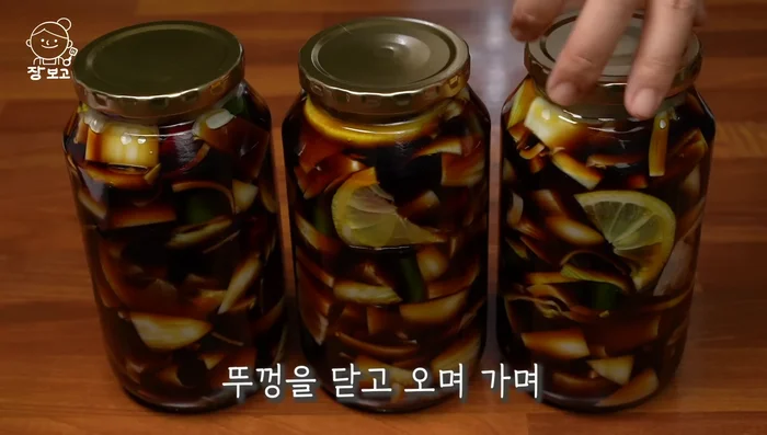 Transfer the mixture into a sealed container or sterilized glass bottle. Close the lid tightly and turn the bottle upside down to distribute the sauce evenly.