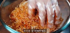 Kimchi Bibim Guksu: A Spicy & Refreshing Noodle Dish