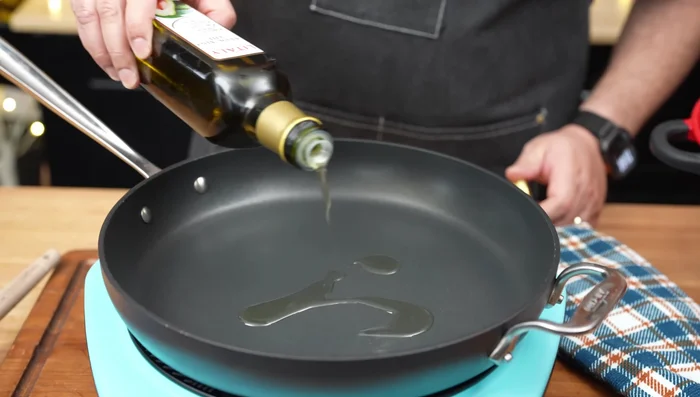 Drain the rice cakes and cook in a pan with oil over medium-high heat until golden and crispy (3-5 minutes per side). Season with salt.