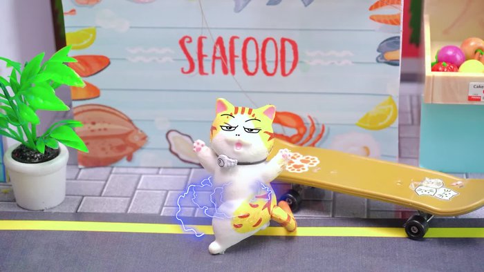 Prepare the shrimp.
