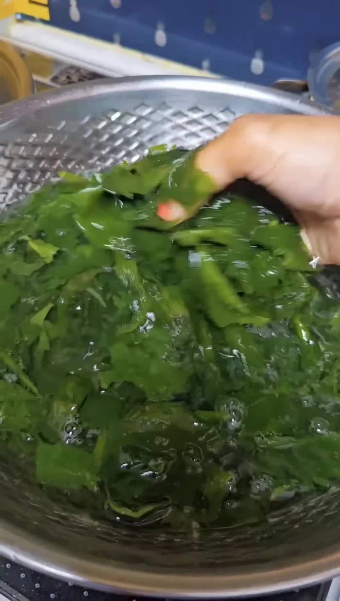 Soak seaweed in water for about half an hour until it opens up.