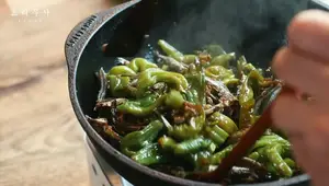 Grandma's Spicy Steamed & Stir-fried Chili Peppers Recipe