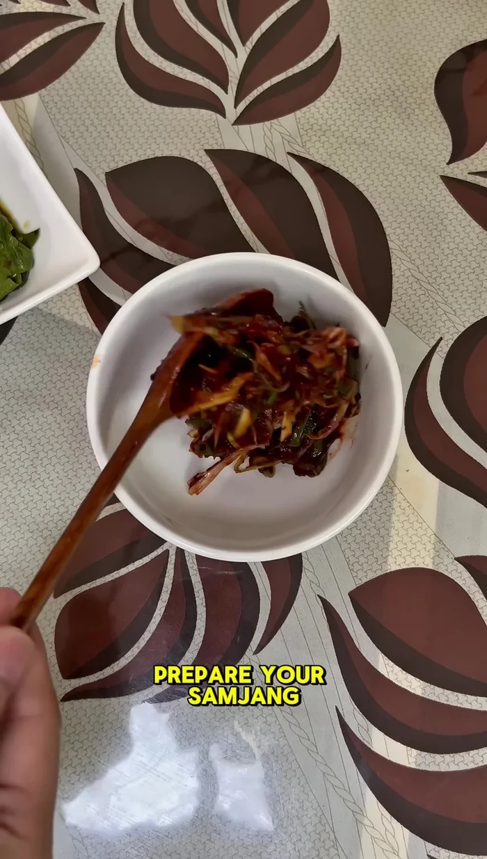 Prepare your samjang (fermented soybean paste dipping sauce).