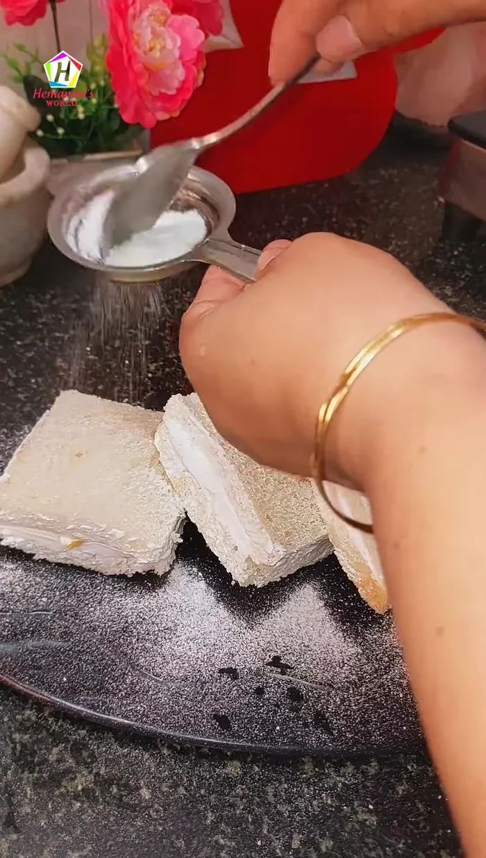 (Optional) Sprinkle powdered sugar on top for extra sweetness.