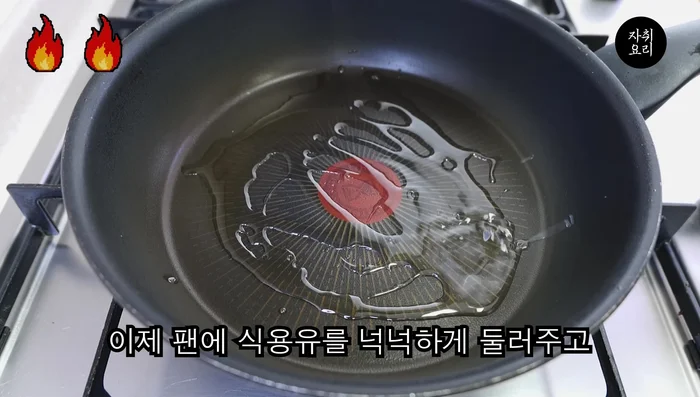Add Japanese cheese, quail eggs, and sausages to the grill pan.