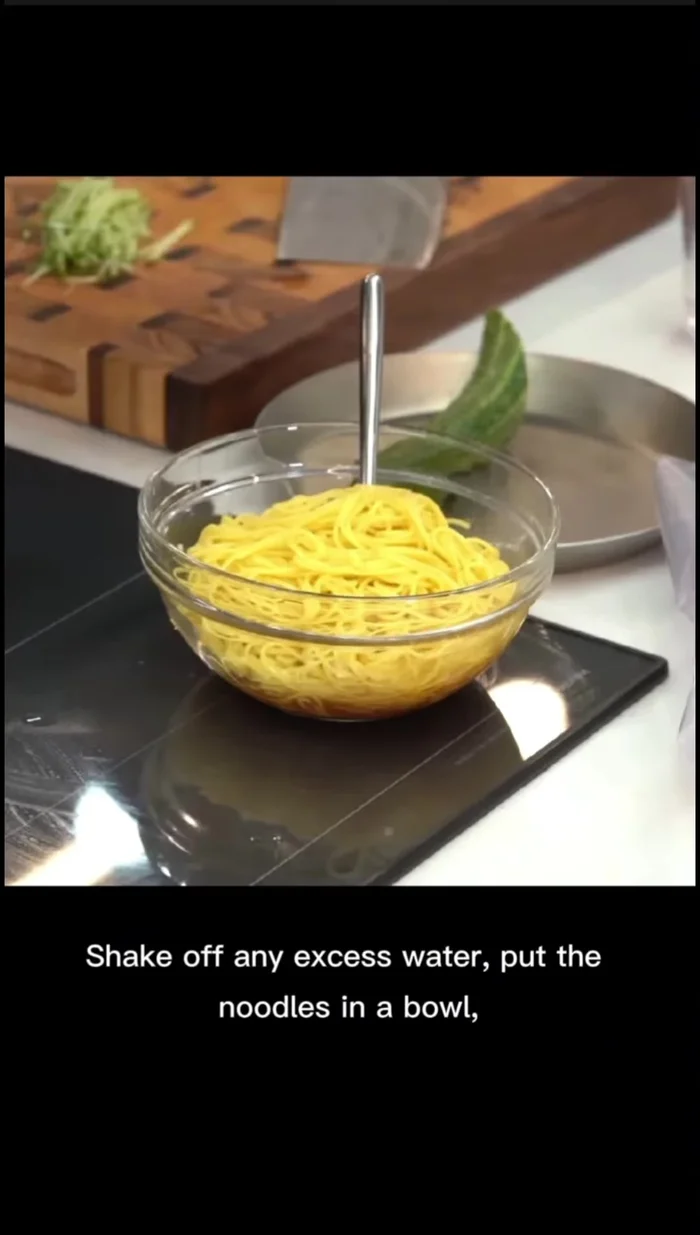 Put noodles in a bowl and mix well with the sauce.