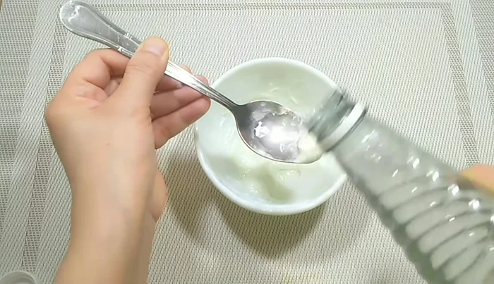 Mix all ingredients thoroughly.