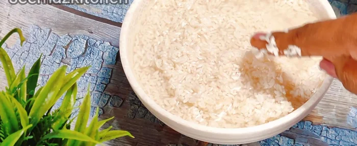 Soak rice in hot or normal water for 2-3 hours.