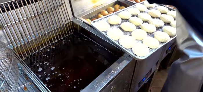 Heat oil in a deep fryer or large frying pan to the appropriate temperature.